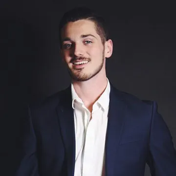 Headshot of Tyler Roberts